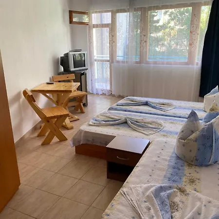 уют ゲストハウス